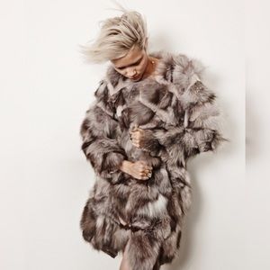 Blue Fox Coat by Nightwalker